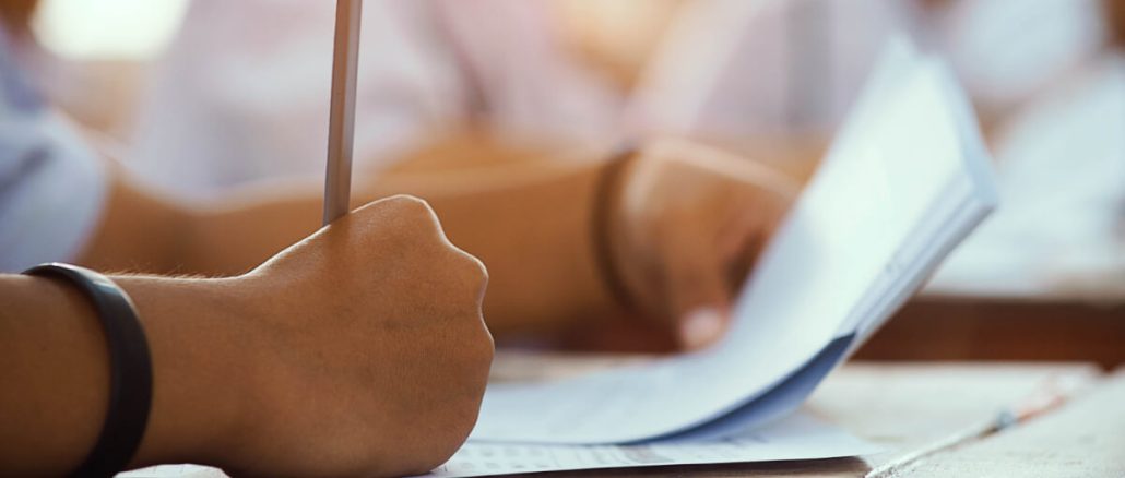 Slipp bråket om läxorna med hjälp av en studiecoach
