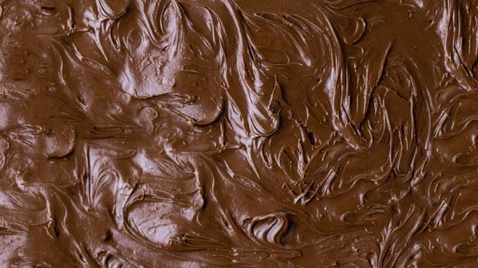 Så håller du en chokladprovning hemma illustration